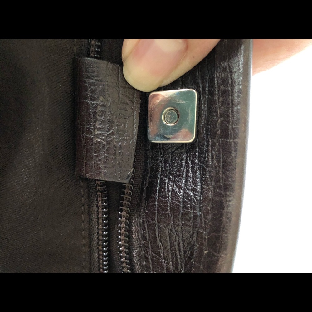 GG Supreme Tan on Brown tote - Picture 8 of 9